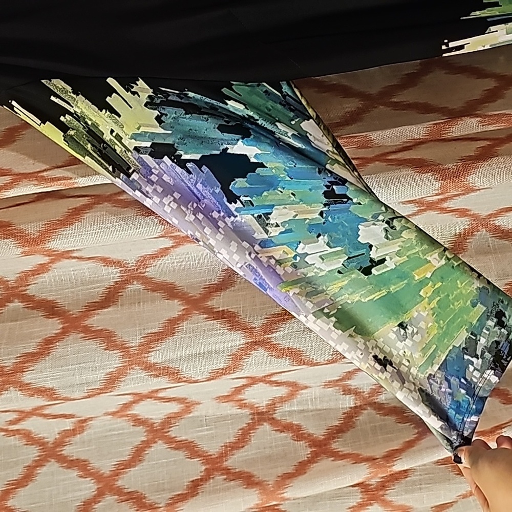 Women's Dress - Picture 3 of 7